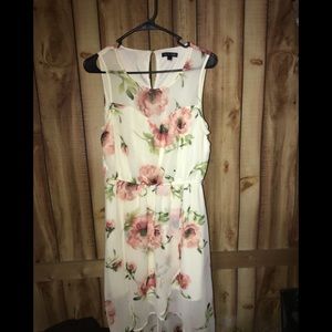 Flowered print summer dress